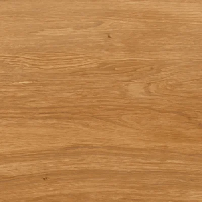 Superficie de madera clara y lisa, 46x46 arizal miel, colección Ecos